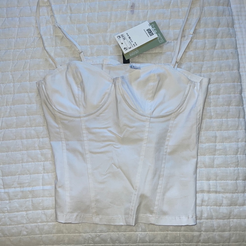 Divided white tank top